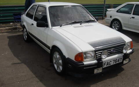 Escort RS1600i